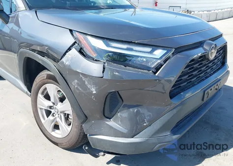 2023 Toyota Rav4 Xle z USA, uszkodzony, nr VIN 2T3W1RFV3PW247789
